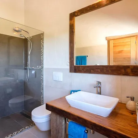 Astounding Hvar 4 Bedrooms Crystal Hvar 1 Mesmerizing Sea View فيلة هفار